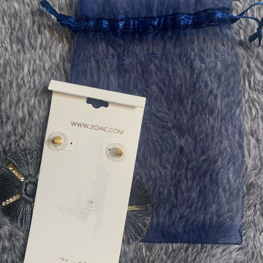 2 Chic statement earrings - Picture 2 of 2